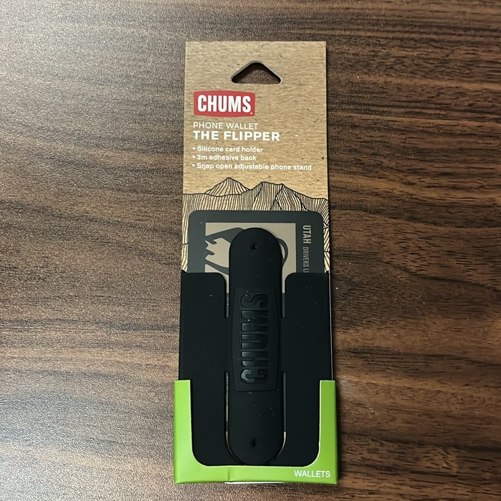 Chums Black Flipper Phone Wallet
